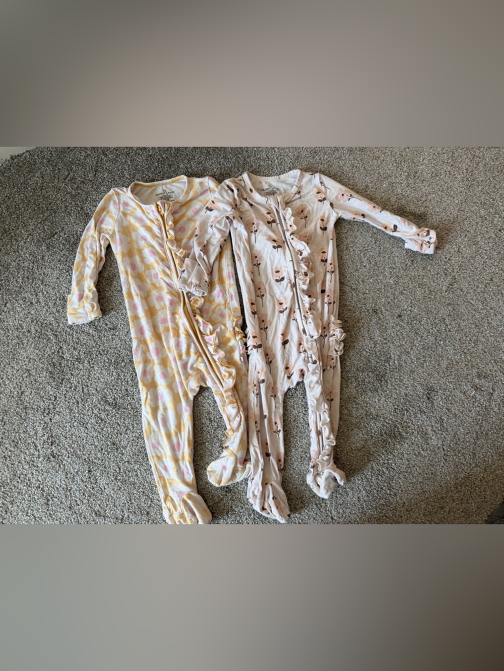 Caden Lane Bundle of 2 Floral Ruffled Zippys Size 6-9 Months Multicolor Viscose